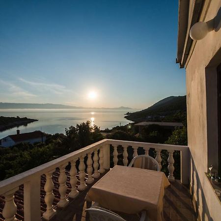 Apartmani Marko Gdinj Esterno foto