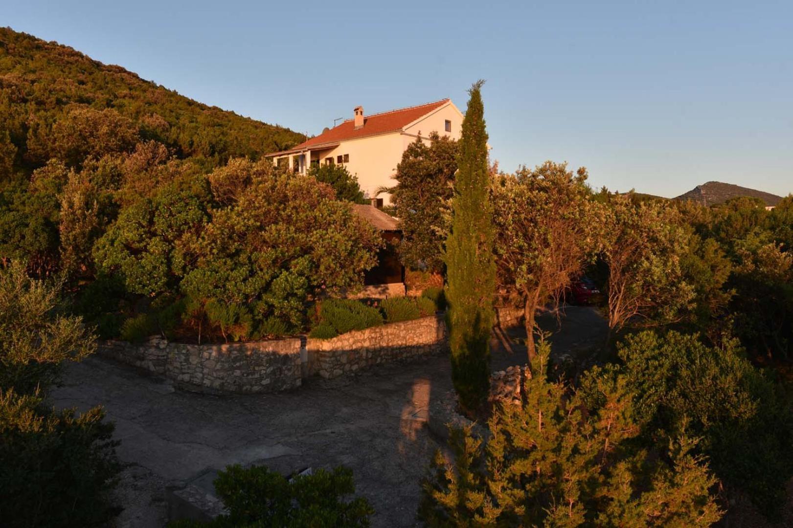 Apartmani Marko Gdinj Esterno foto