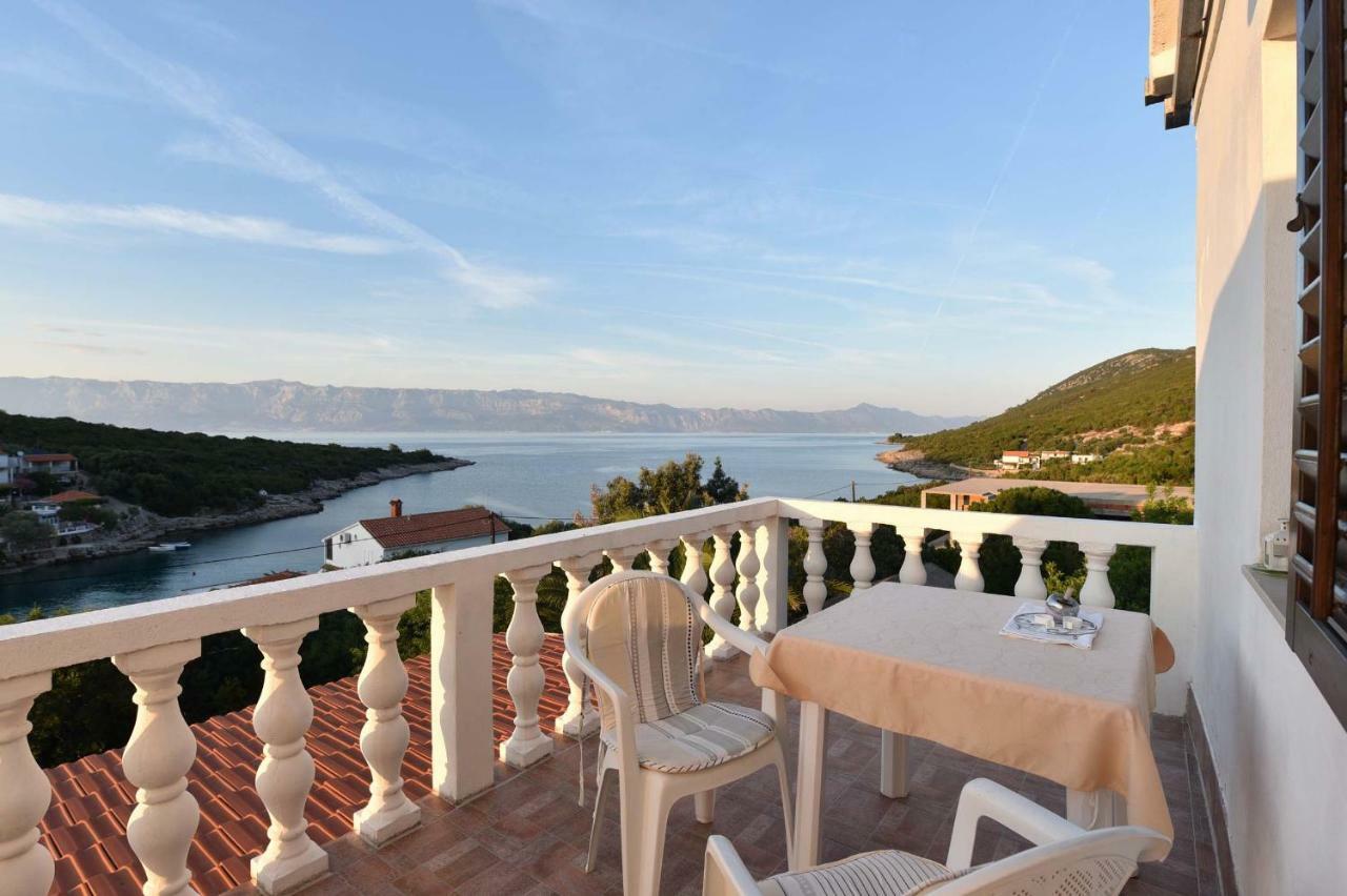 Apartmani Marko Gdinj Esterno foto