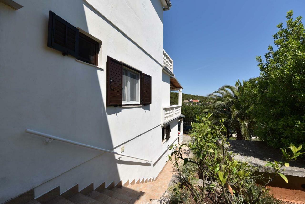 Apartmani Marko Gdinj Esterno foto